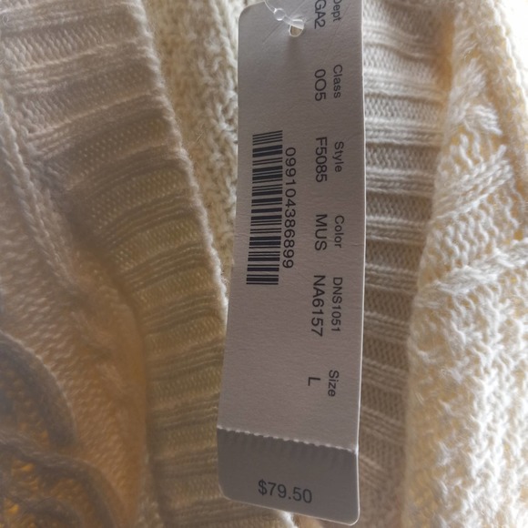 NWT J Crew Cream Crew Neck Flair Sleeve Wool Knit Sweater - Picture 6 of 7